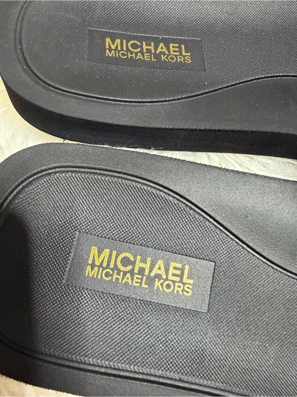 NWT, Michael Kors Black MK Logo Slide Sandals Sz 8 - Picture 8 of 13
